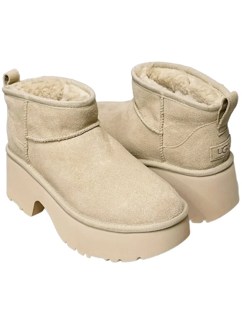 UGG Classic Ultra Mini New Heights Platform Boots Cream Sz 9